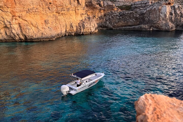 Malta: Private Boat Trip & Cruises Comino, Blue Lagoon, Gozo