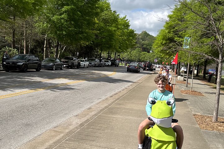 Chattanooga’s Rydables Tour from Trains to Bridges