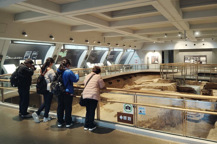 Kyushu: Yoshinogari Ruins Guided Tour - Feel Ancient Japan