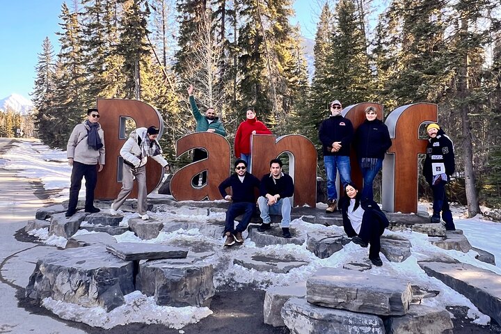 Lake Louise, Moraine, Emerald Lake, Johnston Canyon, Banff Town