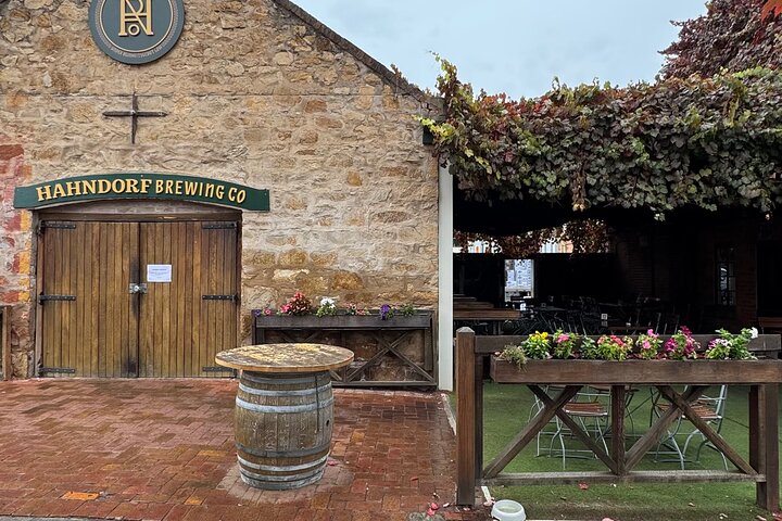 Experience Hahndorf & Barossa: Gourmet lunch, Wine, Beer & Treats