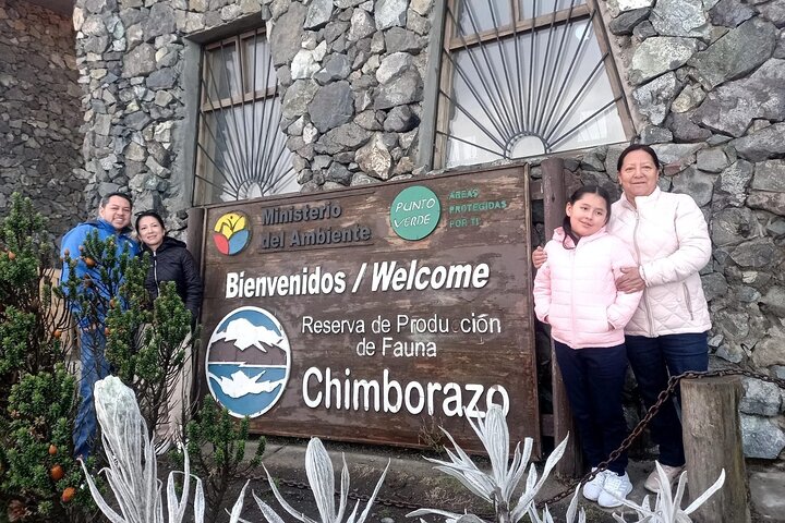 Chimborazo Private Transfer from Riobamba – Carrel Refuge Visit