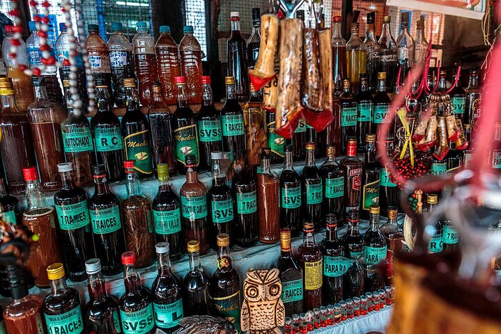 Belén Tour: Exotic Market, Floating City & Amazonian Life