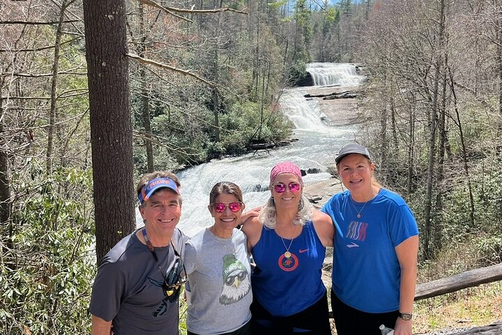 Blue Ridge Parkway and Waterfall Hiking Tour from Asheville