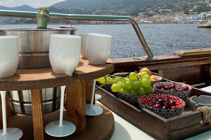 Private Half-Day Boat Tour of Ischia or Procida