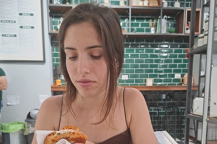 Taormina: Sicilian Street Food & Wine Tour by Do Eat Better