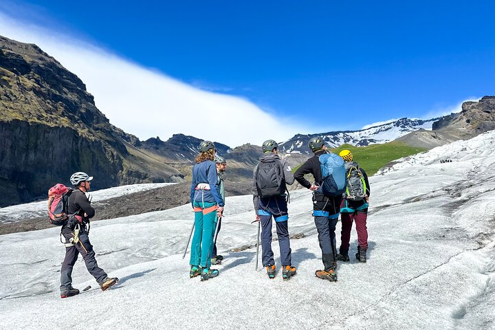 Jokulsarlon Glacier Lagoon Kayaking and Falljokull Glacier Hike