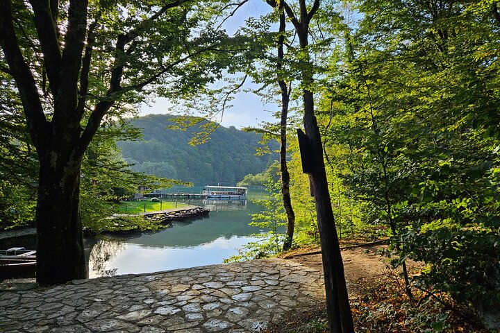 Plitvice Lakes Group Walking Tour with Local Guide