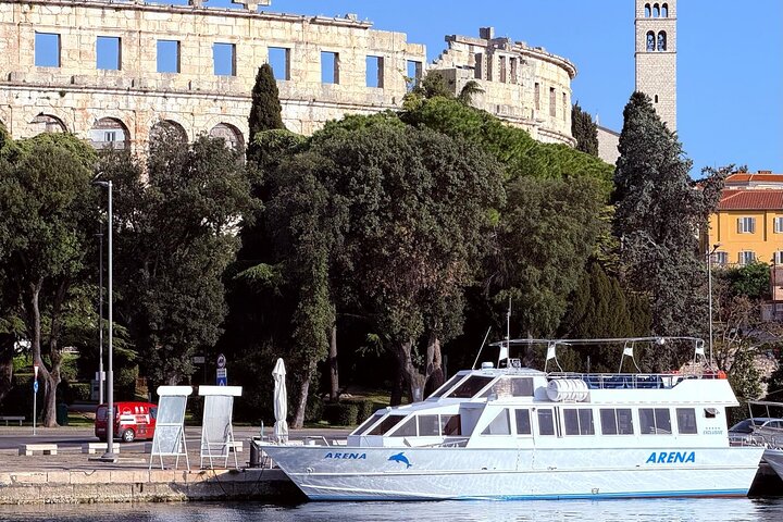 Fantastic DOLPHIN & SUNSET TOUR with dinner ( Pula-NP BRIJUNI )
