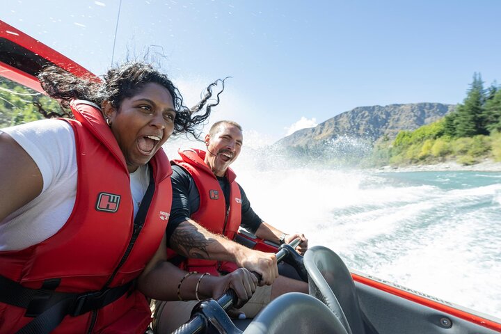 Shotover River Extreme Jet Boat Ride in Queenstown