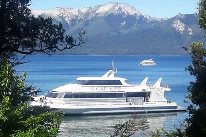 Unforgettable Patagonia Victoria Island and Arrayanes Forest