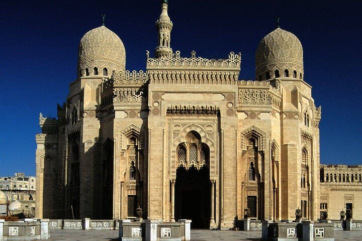 Vibrant Alexandria: Citadel, Library & Catacombs Tour