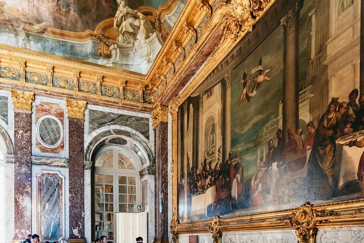 Versailles Palace Guided Tour with Full access