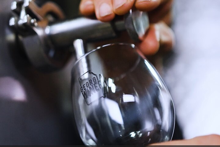 Chattanooga Wine Tasting with Art Sightseeing Tour