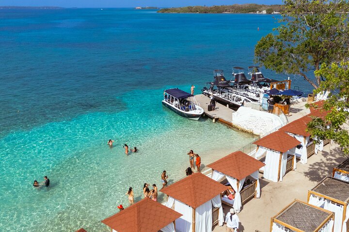Bora Bora Cartagena Beach Club Full Day Experience