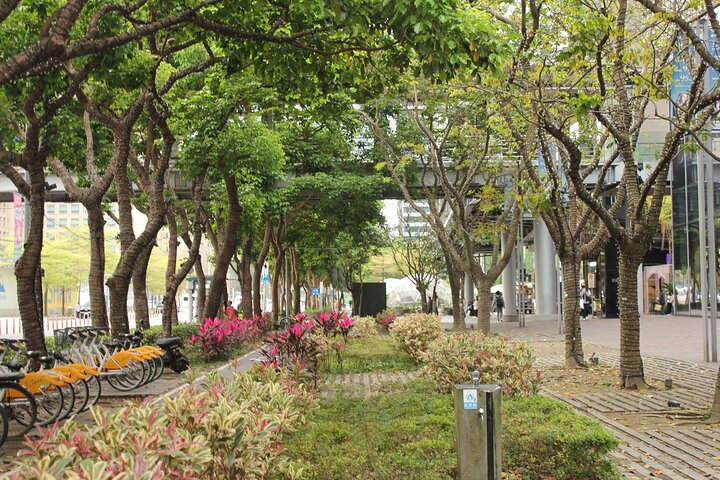 Best E-bike Cycling Tour in Taipei - Includes Local Food & Drinks