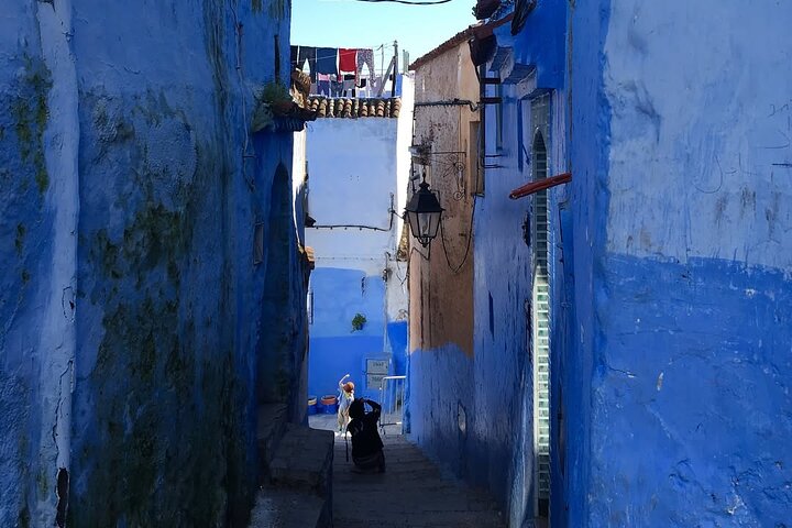 Full-day guided tour from Rabat to Chefchaouen iconic blue city