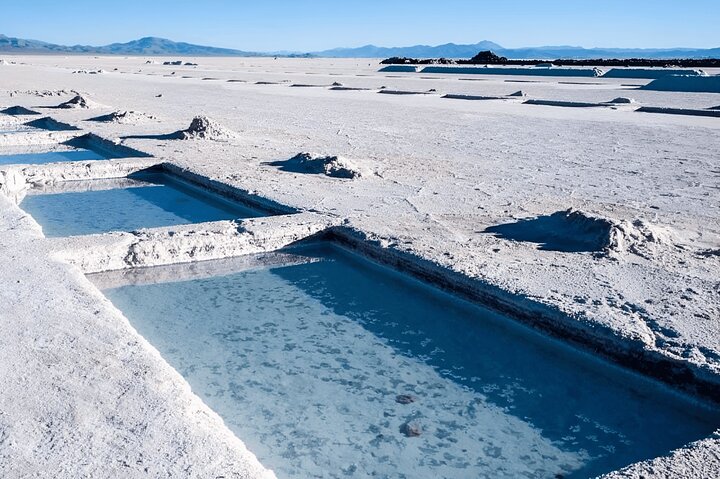 Full-Day Tour to Salinas Grandes and Purmamarca From Salta