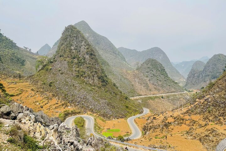 Trekking the White Cliff Ma Pi Leng Pass Adventure