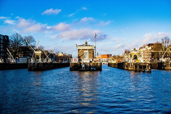 Amsterdam All-Inclusive 90-Minutes Canal Cruise by Captain Jack