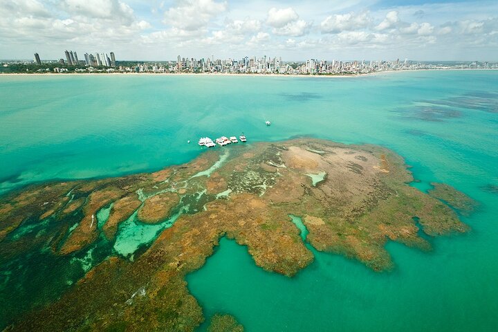 Natural Pools of Picãozinho Pirate Vessel