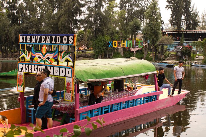 Xochimilco Barco Fiesta Tentacion 18+ with Open Bar and Tacos