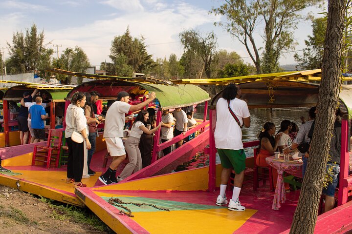 Xochimilco Barco Fiesta Tentacion 18+ with Open Bar and Tacos