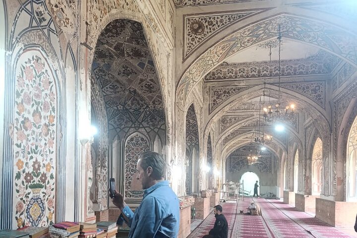 Discover Peshawar Full Day Guided Tour from Islamabad