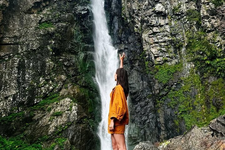 Tour from kazbegi to Gergeti Church, Gveleti Waterfall, Dariali