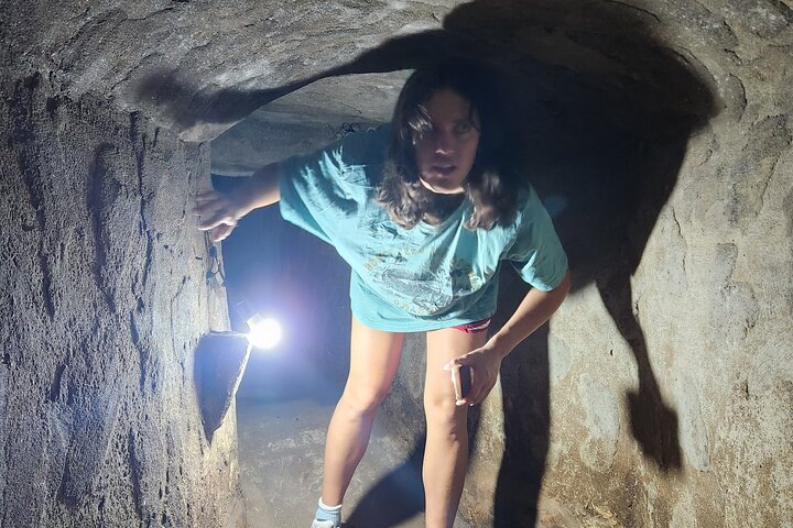 WAR TOUR to MY LAI MASSACRE & KY ANH TUNNELS & GOLDEN PAGODA