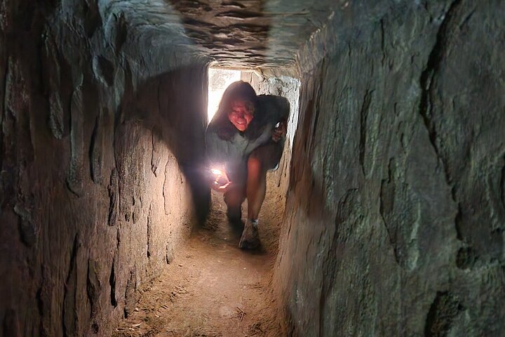 WAR TOUR to MY LAI MASSACRE & KY ANH TUNNELS & GOLDEN PAGODA