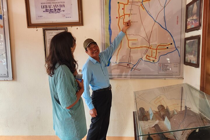 WAR TOUR to MY LAI MASSACRE & KY ANH TUNNELS & GOLDEN PAGODA