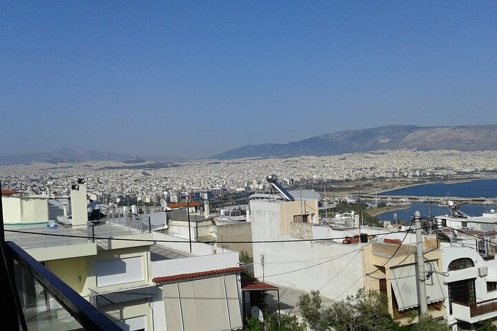 6-Hour Private Luxury Tour in Athens: Exclusively for couples