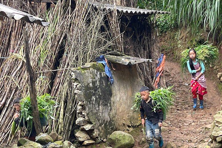 Cultural Trekking Tour of H'Mong Village In Dong Van