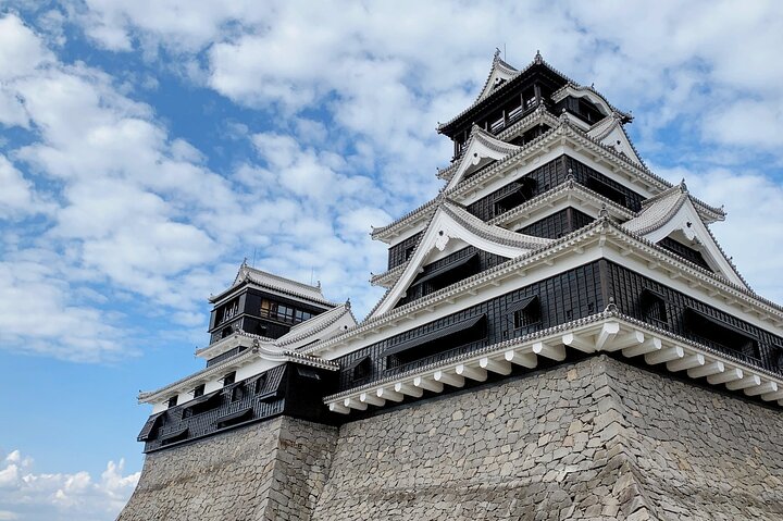 Kumamoto Castle, Samurai Legacy & Restoration Tour