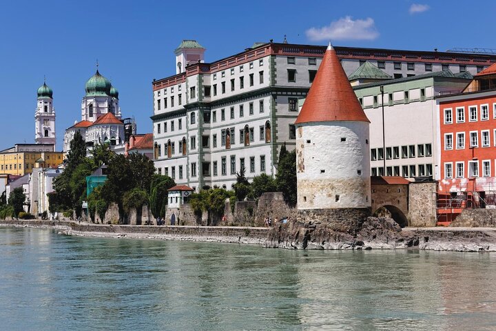 Best Intro to Passau in 2 hours with a Local
