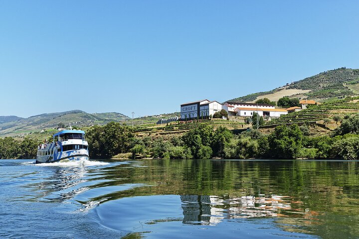 Douro Full Day Tour with Wine Tasting and Lunch
