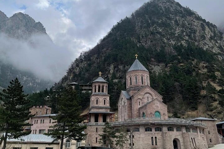 Tour from kazbegi to Gergeti Church, Gveleti Waterfall, Dariali