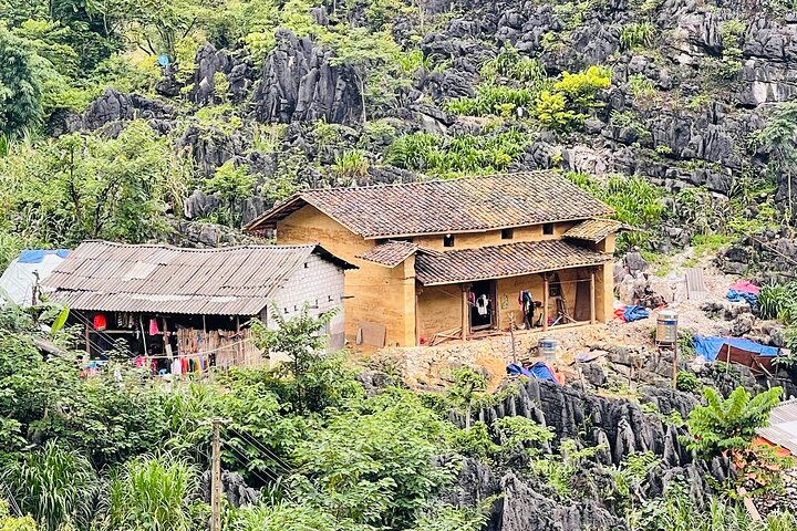 2 Days village Trek and Homestay in Dong Van 's Ethnic Highlands