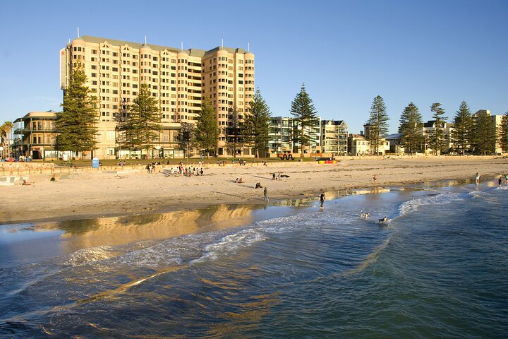 Adelaide Highlights, Hahndorf & McLaren Vale Wine Tasting and Sightseeing Tour