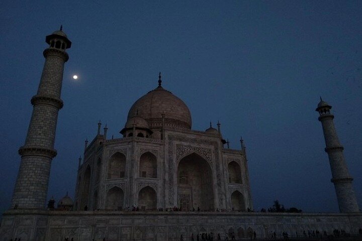 Full Moonlight Taj Mahal Tour - Night View Of Taj Mahal
