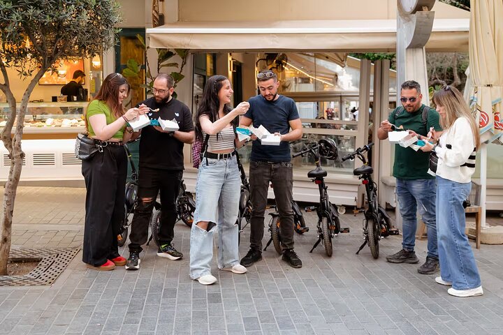Heraklion - Walking City Tour with Food Tasting