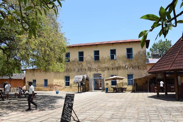 Stone Town,Spice Tour&Prison Island Private Tour