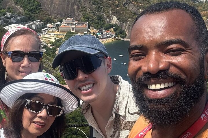 Private Rio Tour: Christ the Redeemer & Sugar Loaf Essentials