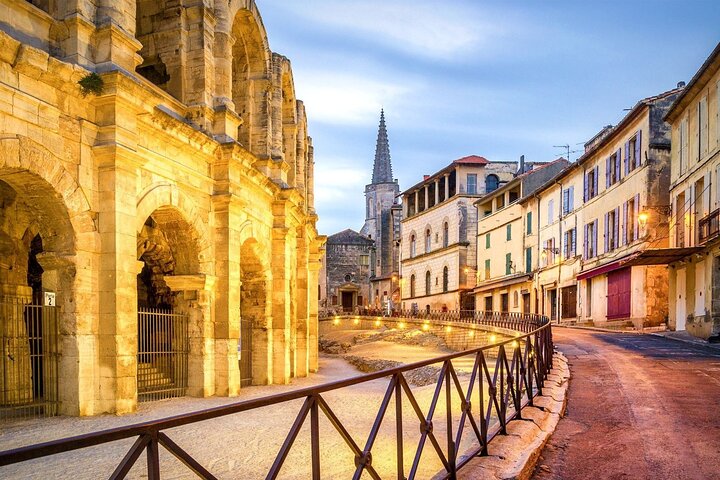 Arles: 2-Hour Private Walking Tour