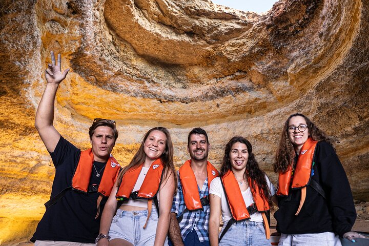 Benagil Long Boat tour (From Carvoeiro to Praia da Marinha)