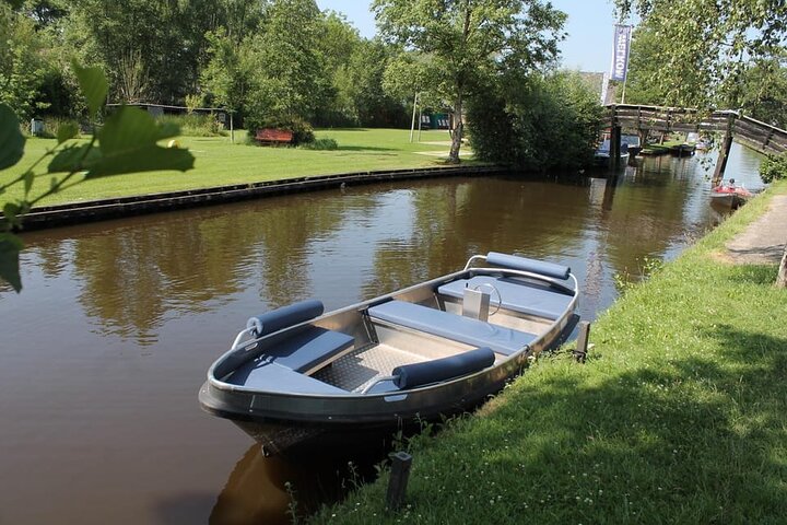 Boat Rental with Steering Wheel and Cushions