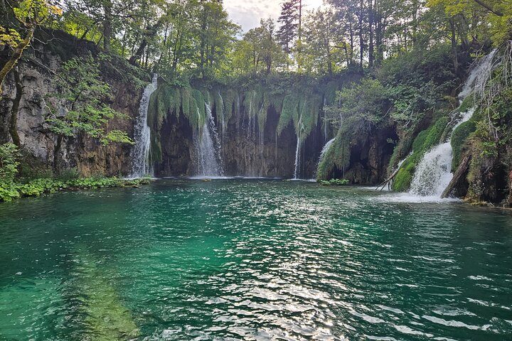 Plitvice Lakes Group Walking Tour with Local Guide