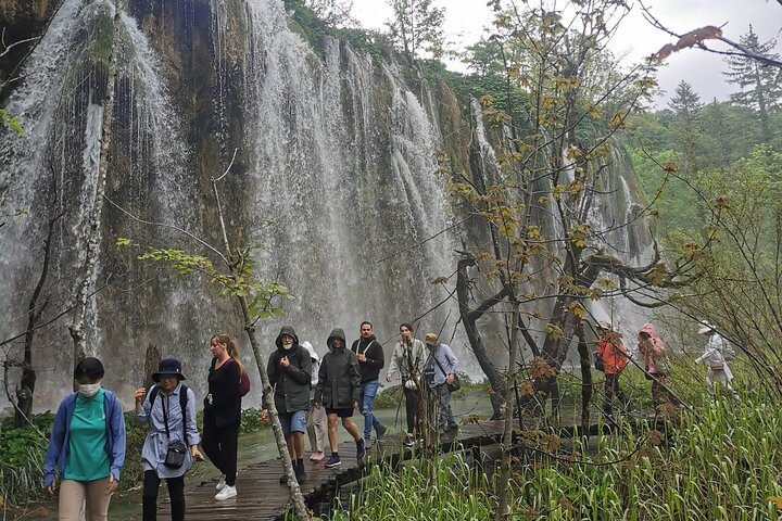 Plitvice Lakes Group Walking Tour with Local Guide