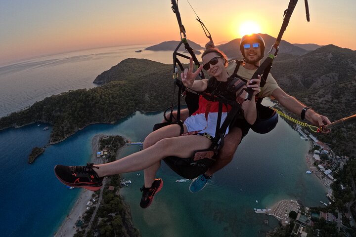 Tandem Paragliding in Fethiye and Oludeniz